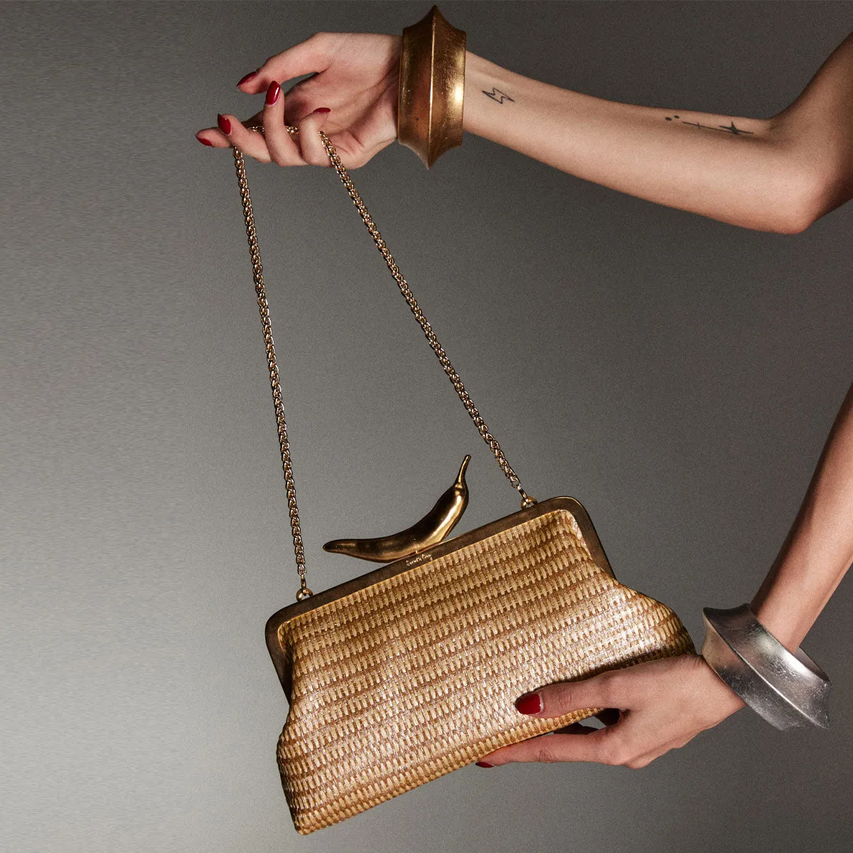 CHILI GOLD STRAW CLASSIC BAG