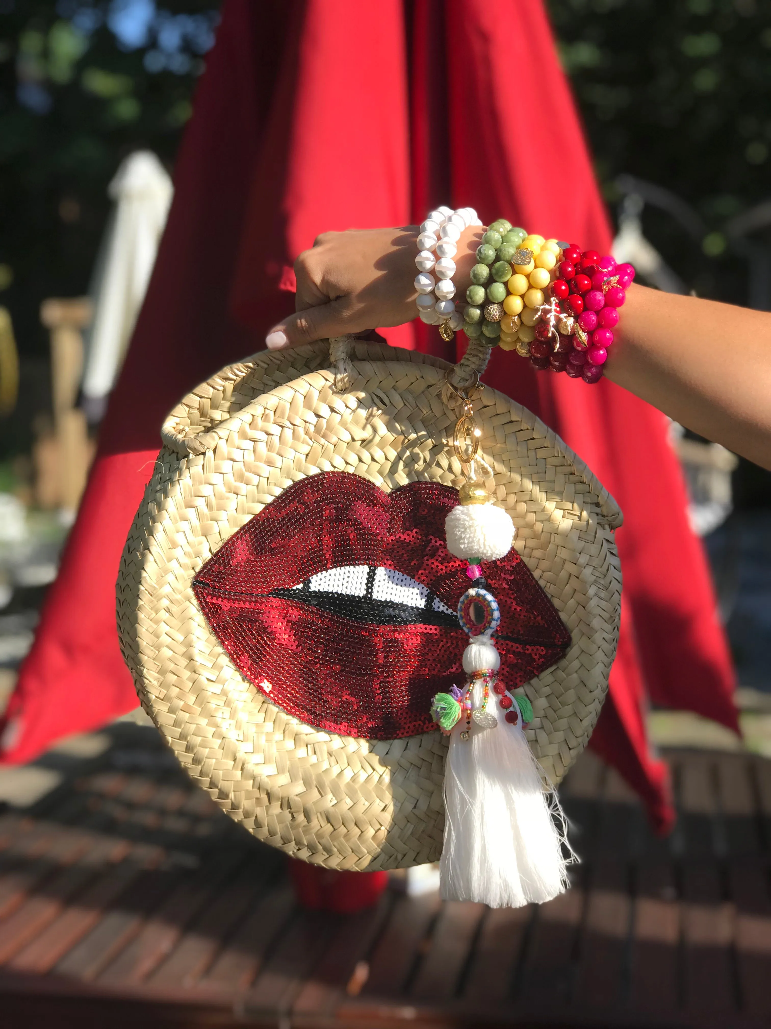 Red Lips Round Straw Bag