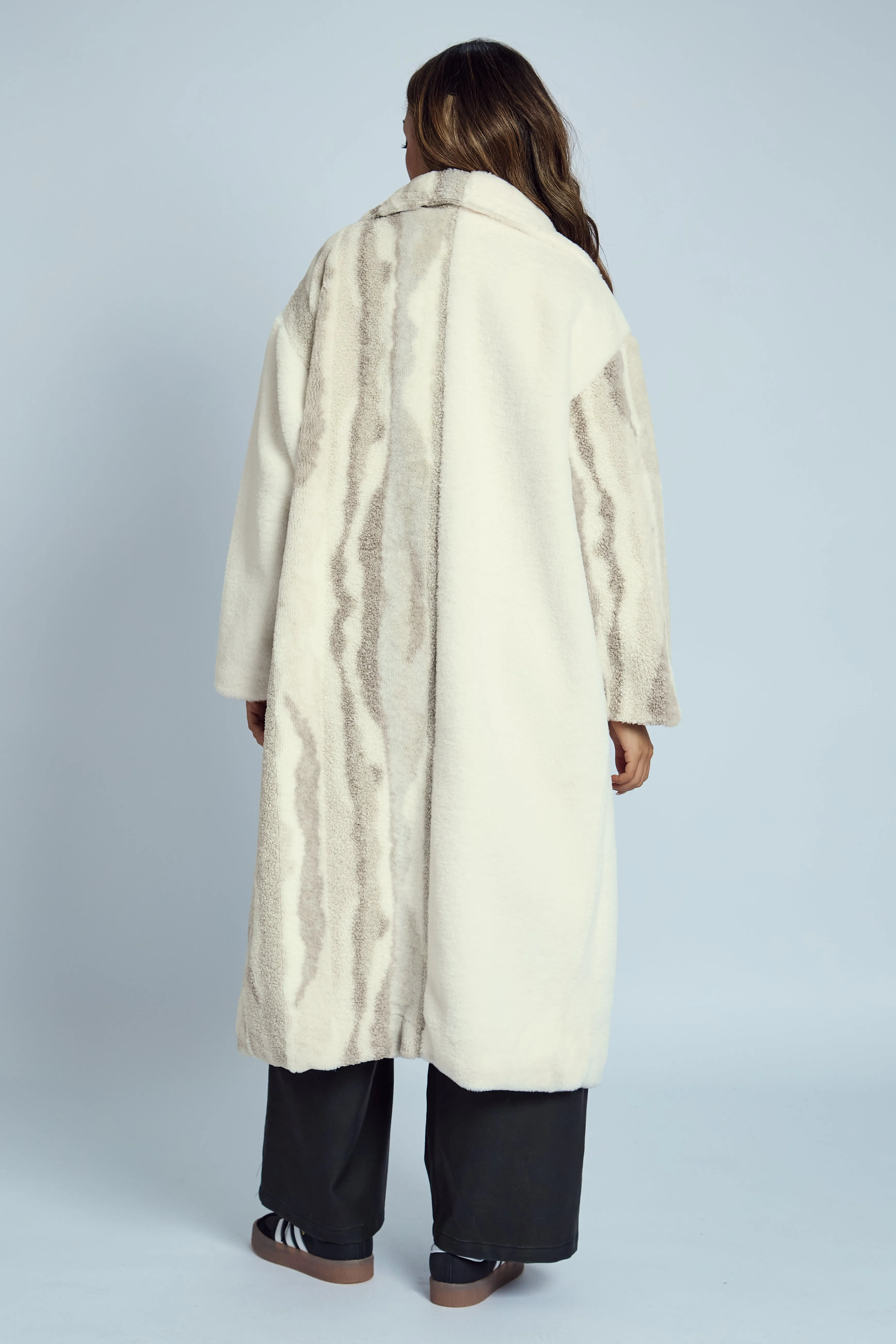 TETIA LONGLINE COAT IN MIXED SHERPA AND FAUX FUR
