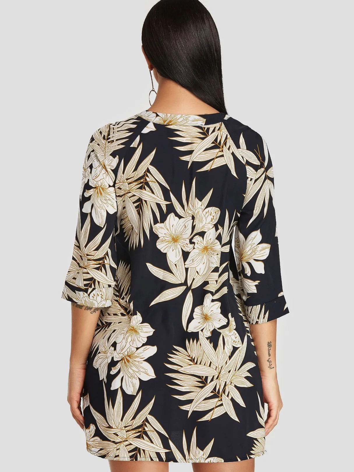 Wholesale Dark Blue Round Neck 3/4 Length Sleeve Floral Print Dresses